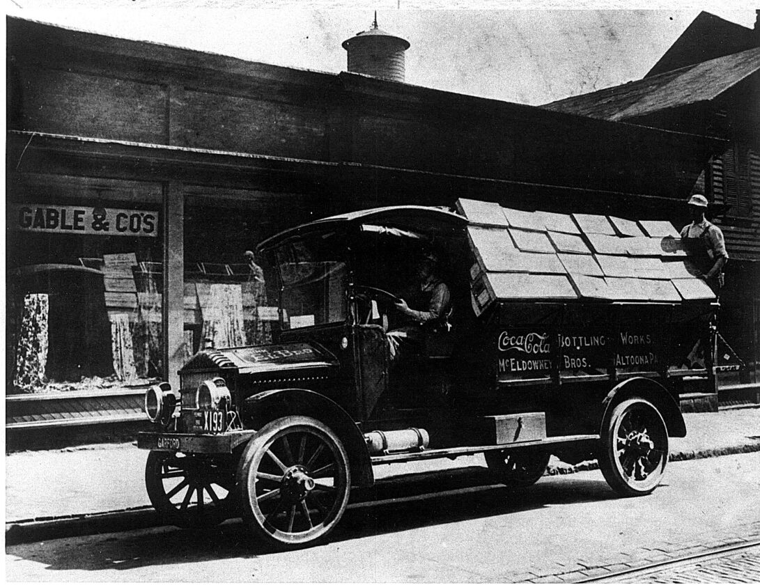 Yesteryear-McEldowney Brothers Bottling Works 1922 delivery truck